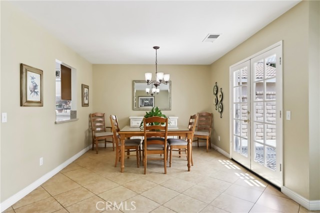 Detail Gallery Image 9 of 66 For 1124 N Holt Dr, Placentia,  CA 92870 - 4 Beds | 2/1 Baths