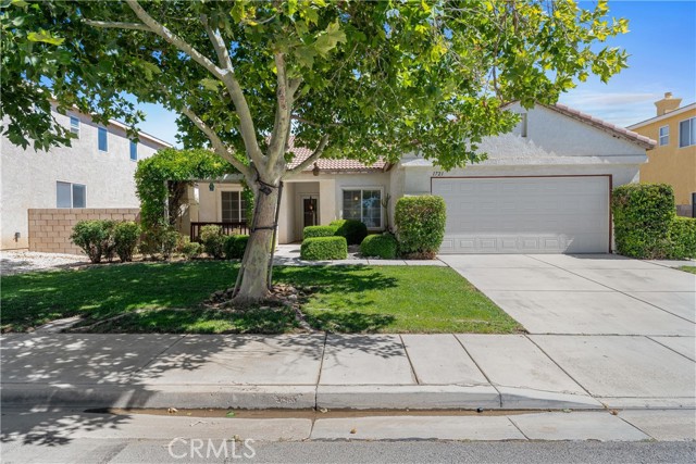 1721 W Ave H-4, Lancaster CA: https://media.crmls.org/medias/0b28c537-14b0-4f4a-a14e-b46e263ed2e0.jpg