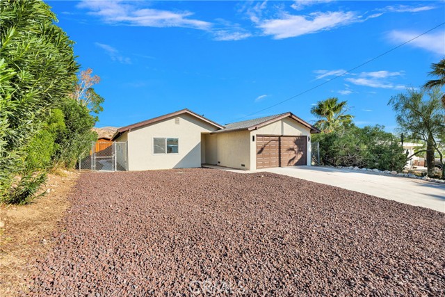 Detail Gallery Image 2 of 35 For 13120 Deodar, Desert Hot Springs,  CA 92240 - 3 Beds | 2 Baths