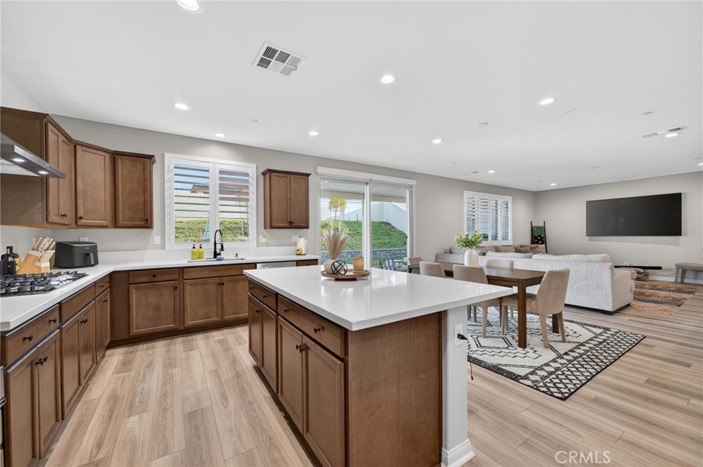 25377 Circle Stone