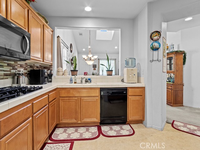 Detail Gallery Image 30 of 55 For 9425 San Bernardino Rd, Rancho Cucamonga,  CA 91730 - 4 Beds | 3 Baths