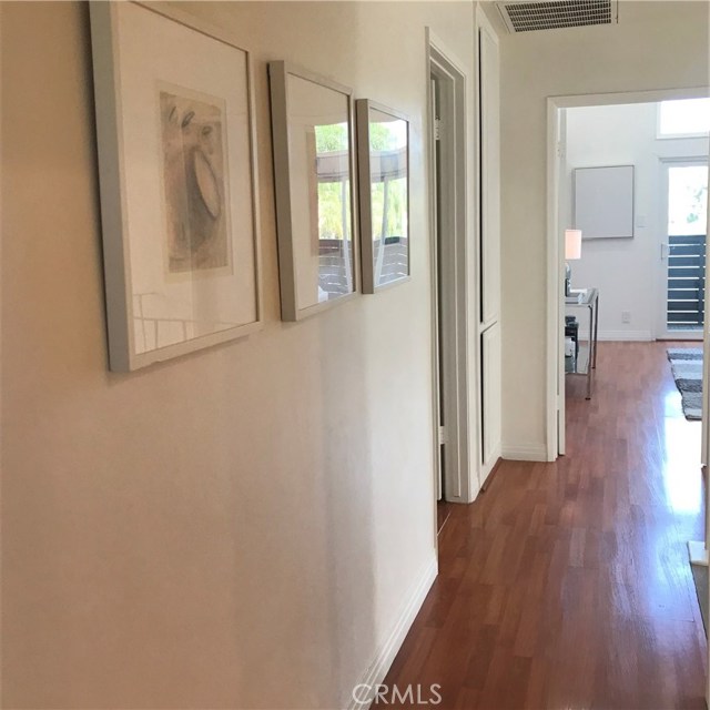 Detail Gallery Image 18 of 52 For 5714 Vantage Ave, Valley Village,  CA 91607 - 4 Beds | 3 Baths