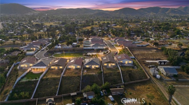 Detail Gallery Image 27 of 32 For 10710 Brookfield Dr, Riverside,  CA 92505 - 5 Beds | 3 Baths