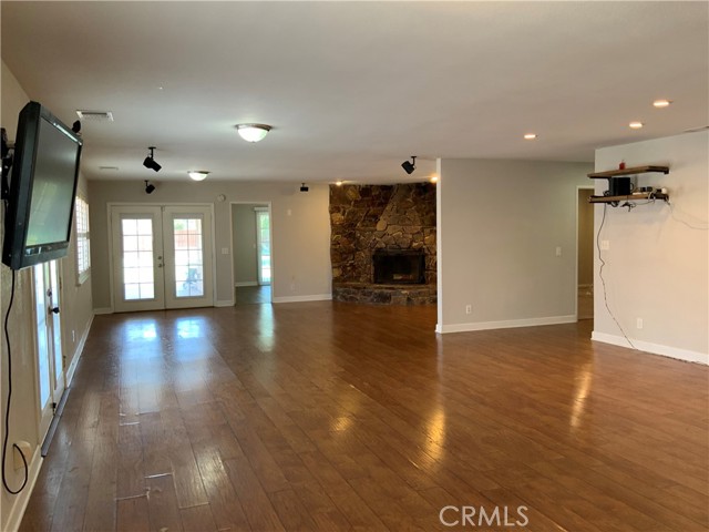Detail Gallery Image 12 of 34 For 19530 Arcadia St, Corona,  CA 92881 - 3 Beds | 2 Baths