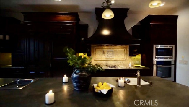 2695 Shady Ridge, Diamond Bar CA: https://media.crmls.org/medias/0b2b9b02-c6b7-4977-9a2b-08c90ccd0955.jpg