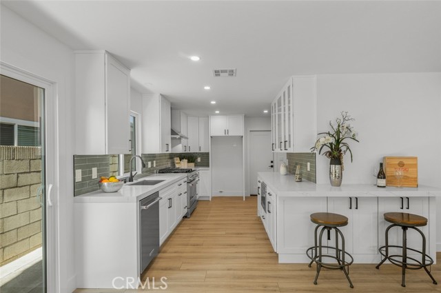 Image 8 of 31 For 16791 Glenhaven Lane