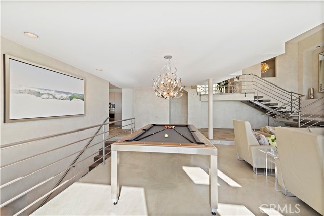 Detail Gallery Image 16 of 57 For 535 Dunnegan Dr, Laguna Beach,  CA 92651 - 4 Beds | 3/1 Baths
