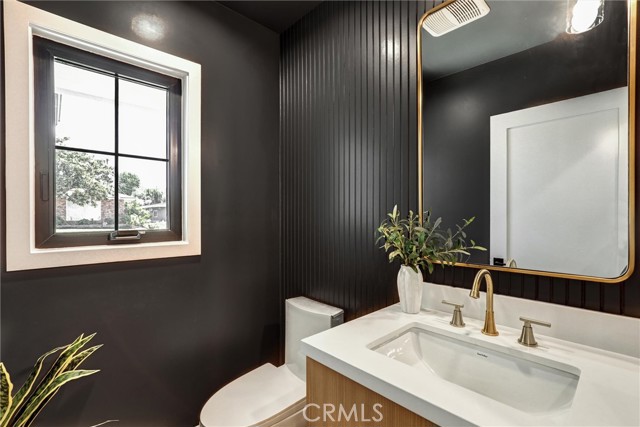 Detail Gallery Image 20 of 39 For 6451 Firebrand St, Los Angeles,  CA 90045 - 4 Beds | 3/1 Baths
