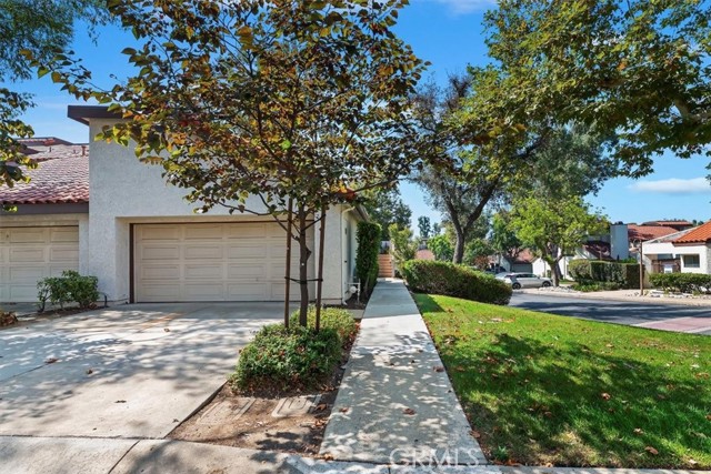 Detail Gallery Image 2 of 21 For 860 Wabash Ct, Claremont,  CA 91711 - 2 Beds | 2 Baths