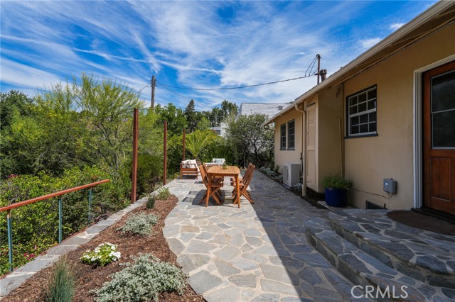 Detail Gallery Image 43 of 50 For 1901 Phillips Way, Los Angeles,  CA 90042 - 2 Beds | 1 Baths