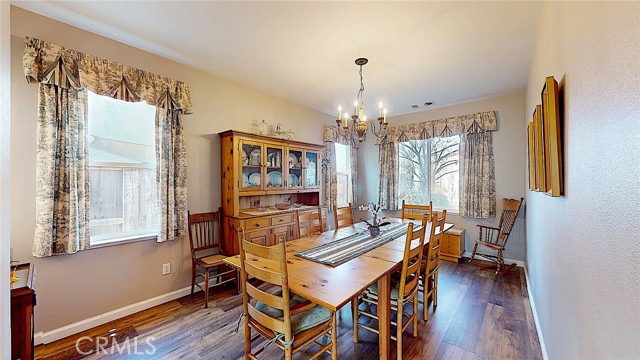 223 Vintage Drive, Turlock CA: https://media.crmls.org/medias/0b2dd61a-db1e-462a-838e-477dde5b217f.jpg