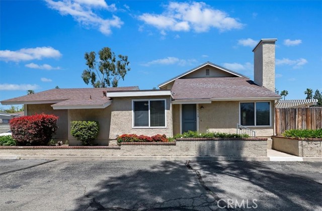 Detail Gallery Image 1 of 31 For 1932 E Yale St #B,  Ontario,  CA 91764 - 3 Beds | 1/1 Baths