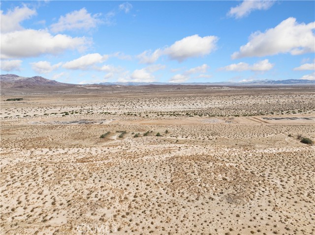 Detail Gallery Image 13 of 13 For 1 Bedford Dr, Newberry Springs,  CA 92365 - – Beds | – Baths