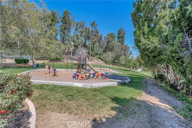 Detail Gallery Image 23 of 24 For 27530 Hyssop Ln, Saugus,  CA 91350 - 4 Beds | 2 Baths