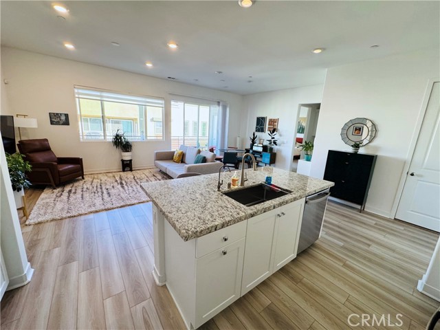 Detail Gallery Image 3 of 12 For 26958 Sandbar Willow Pl #301,  Valencia,  CA 91381 - 3 Beds | 2 Baths