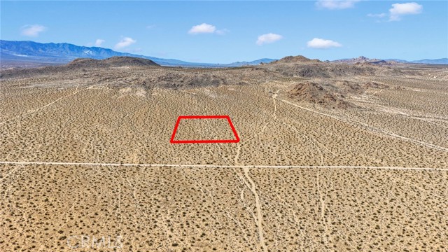 Detail Gallery Image 4 of 14 For 1 off Green Mine Rock Rd, Lucerne Valley,  CA 92356 - – Beds | – Baths