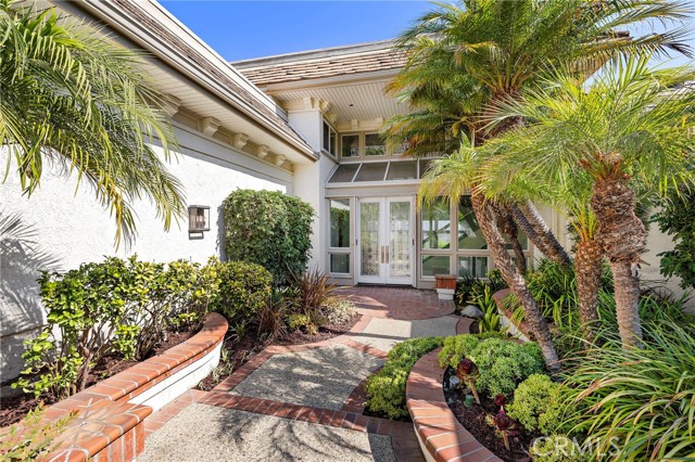 31 Saint Tropez, Newport Beach CA: https://media.crmls.org/medias/0b30b918-5cfc-4edb-868c-6c0ab5dc3705.jpg