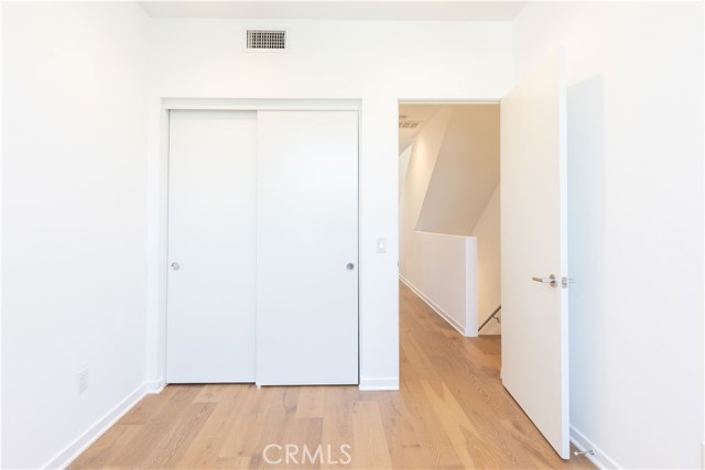 4831 Craner Avenue, North Hollywood CA: https://media.crmls.org/medias/0b319a7e-7694-450b-9c9a-74f512664da6.jpg