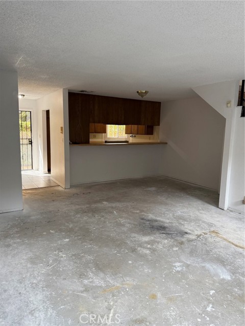 Detail Gallery Image 11 of 23 For 3129 W Marine Ave #7,  Gardena,  CA 90249 - 2 Beds | 1/1 Baths