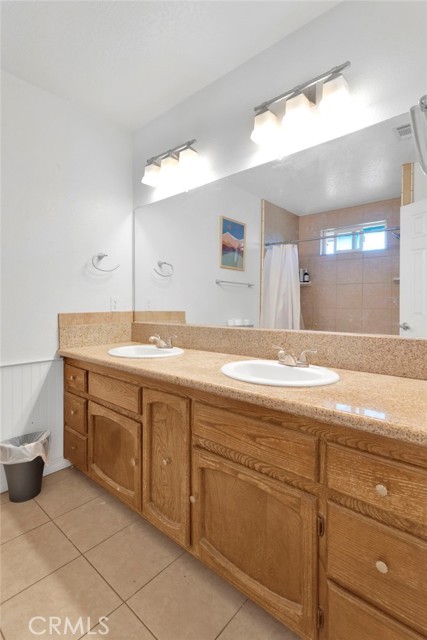 Detail Gallery Image 28 of 57 For 16783 Mission, Hesperia,  CA 92345 - 4 Beds | 3 Baths