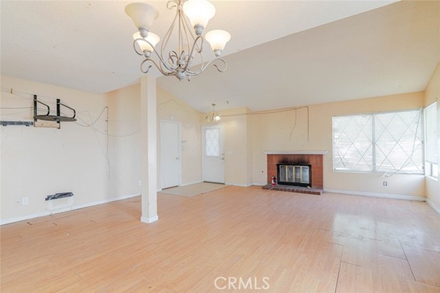 Detail Gallery Image 6 of 31 For 36620 Ramona Rd, Palmdale,  CA 93550 - 3 Beds | 2 Baths