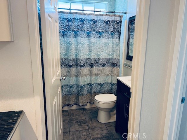 2 Maison, Aliso Viejo CA: https://media.crmls.org/medias/0b33f441-5817-4473-a60d-0f0eabf95b5f.jpg