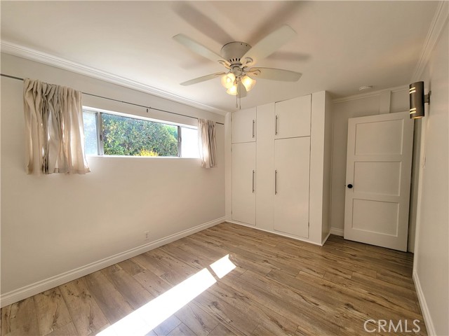 Detail Gallery Image 9 of 17 For 350 Loma Terrace #D,  Laguna Beach,  CA 92651 - 2 Beds | 1 Baths