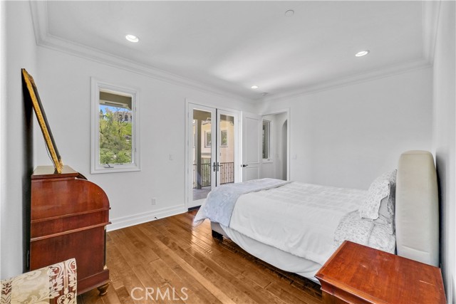 25 Village Way, Irvine CA: https://media.crmls.org/medias/0b34a76f-34c5-44ce-9b3d-d4ece26fb2f2.jpg
