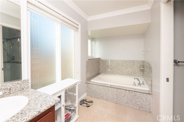 Detail Gallery Image 37 of 68 For 6028 Amethyst, Alta Loma,  CA 91737 - 5 Beds | 3 Baths