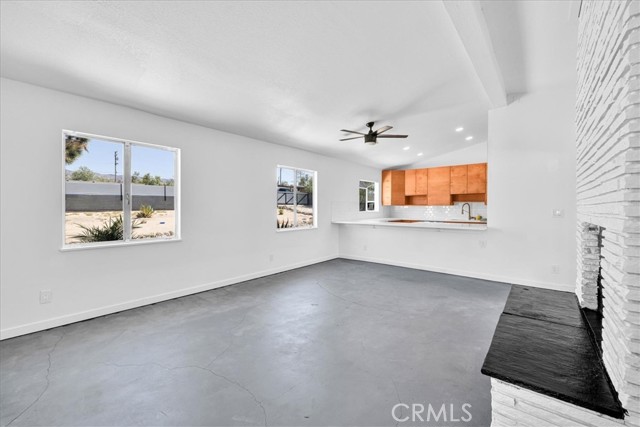 73028 Manana Drive, 29 Palms CA: https://media.crmls.org/medias/0b370673-936c-4915-a7ff-206832cc6127.jpg