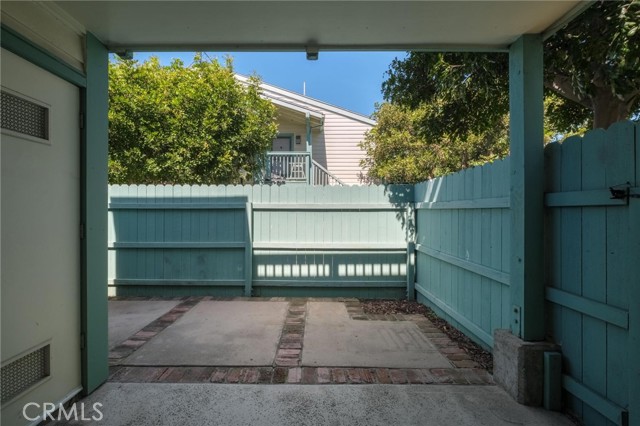 Detail Gallery Image 10 of 35 For 20545 S Vermont Ave #3,  Torrance,  CA 90502 - 1 Beds | 1 Baths