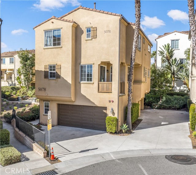 Detail Gallery Image 1 of 1 For 5078 Cascade Way #102,  Oceanside,  CA 92057 - 2 Beds | 2/1 Baths