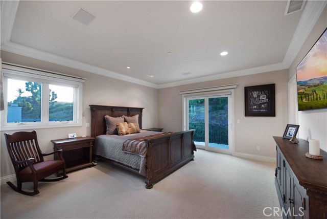 6805 Aviano Drive, Camarillo CA: https://media.crmls.org/medias/0b39a8fb-8f42-4678-9ff7-518b84337c8f.jpg