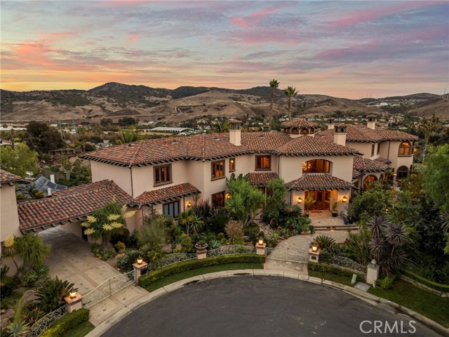 Detail Gallery Image 1 of 73 For 30742 Hilltop Way, San Juan Capistrano,  CA 92675 - 7 Beds | 9/2 Baths