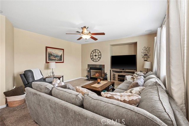 27602 Rockwood Avenue, Moreno Valley CA: https://media.crmls.org/medias/0b3aaee9-8fb4-4fd9-b025-c36a94512dec.jpg