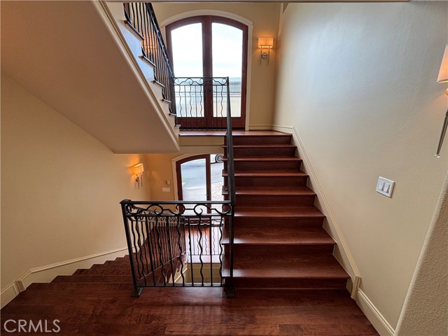 304 27th Street, Manhattan Beach CA: https://media.crmls.org/medias/0b3bc528-d336-4758-97be-e50c9a32838e.jpg
