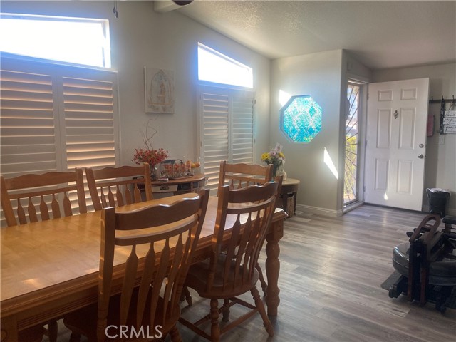 Detail Gallery Image 8 of 27 For 1250 N Kirby St #132,  Hemet,  CA 92545 - 2 Beds | 2 Baths