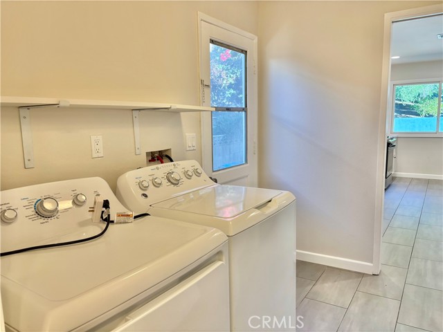 Detail Gallery Image 27 of 48 For 7063 Middlesbury Ridge Cir, West Hills,  CA 91307 - 3 Beds | 2/1 Baths