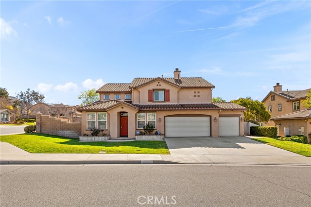 Detail Gallery Image 1 of 54 For 10120 via Indigo, Moreno Valley,  CA 92557 - 5 Beds | 3 Baths