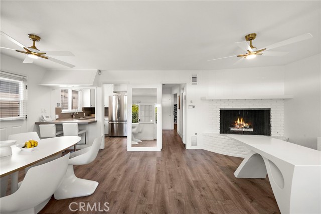 Detail Gallery Image 13 of 58 For 1613 E Balboa, Newport Beach,  CA 92661 - 4 Beds | 2 Baths