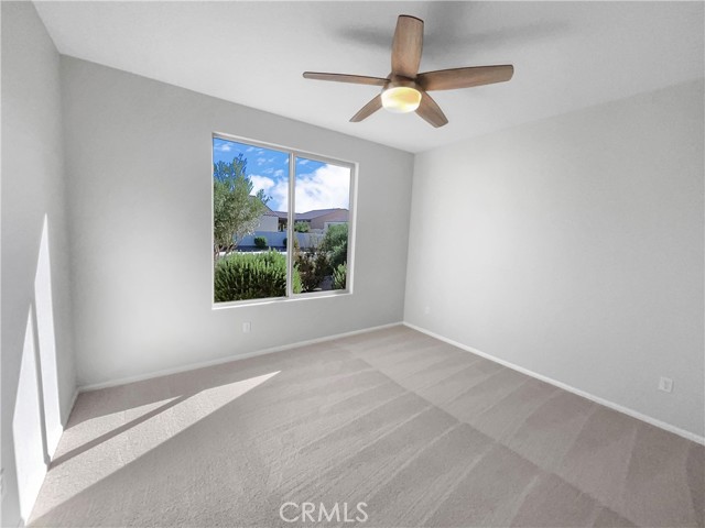 11444 River Run st., Apple Valley CA: https://media.crmls.org/medias/0b3cce34-0f25-478d-b4ff-e511e3a2edce.jpg