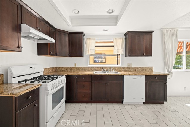 Detail Gallery Image 14 of 35 For 204 E Bay State St a,  Alhambra,  CA 91801 - 3 Beds | 3 Baths