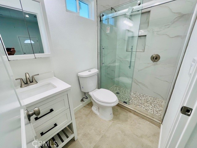 Detail Gallery Image 7 of 10 For 1429 E Eleanor St, Long Beach,  CA 90805 - 2 Beds | 1 Baths