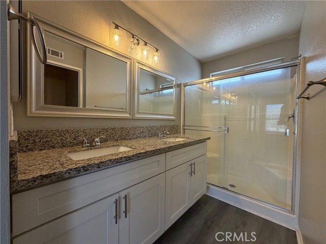 Detail Gallery Image 18 of 25 For 14610 Green River, Victorville,  CA 92394 - 3 Beds | 2/1 Baths