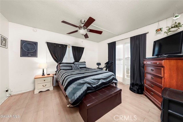 Detail Gallery Image 9 of 30 For 40701 Rancho Vista Bld #142,  Palmdale,  CA 93551 - 3 Beds | 2/1 Baths