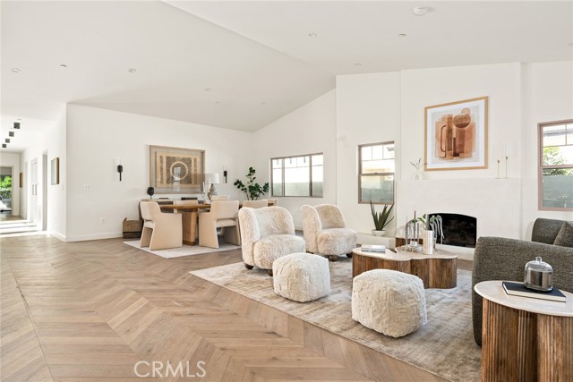 Detail Gallery Image 2 of 28 For 5731 Oak Ave, Temple City,  CA 91780 - 5 Beds | 5 Baths