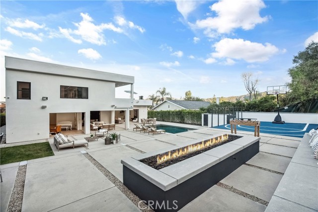 Detail Gallery Image 46 of 53 For 4001 Coldstream, Tarzana,  CA 91356 - 6 Beds | 6/1 Baths