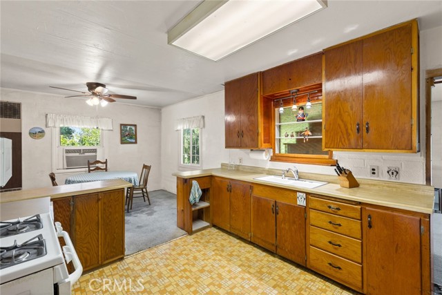 Detail Gallery Image 17 of 69 For 2831 Foothill, Oroville,  CA 95966 - 2 Beds | 1 Baths