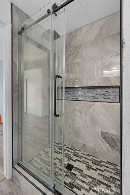 0b421bda 3b8a 4c3f Bd68 F64e6f0e4f89