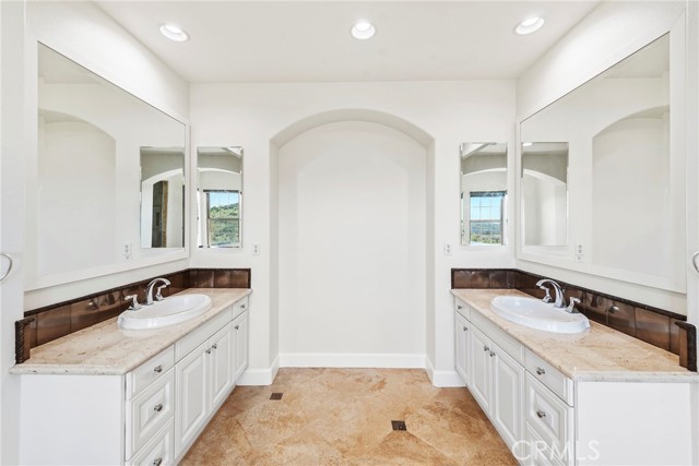 Detail Gallery Image 21 of 37 For 32 via Nerisa, San Clemente,  CA 92673 - 4 Beds | 4/1 Baths